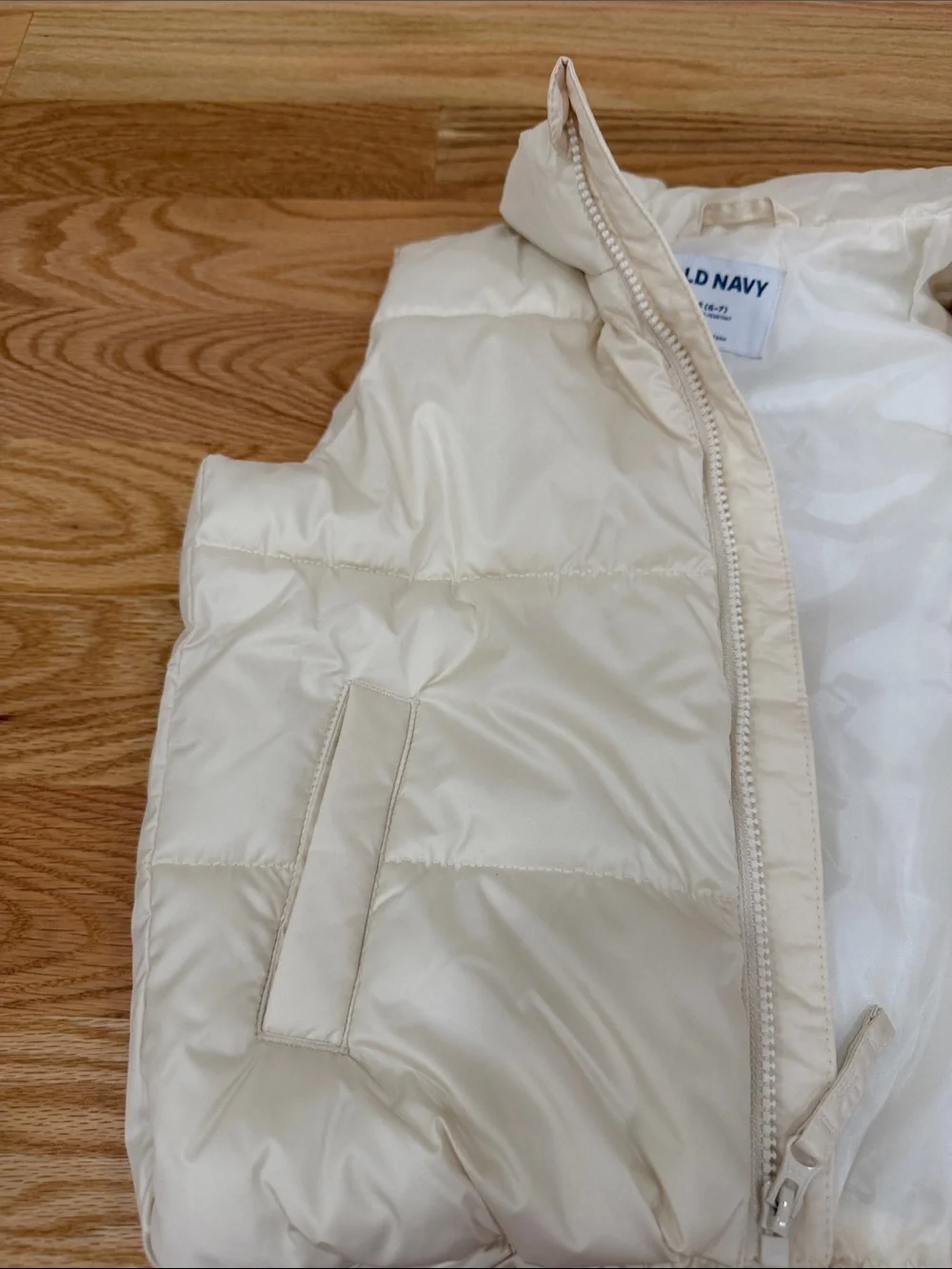 Old Navy Ivory Quilted Puffer Vest